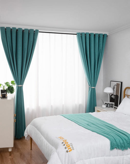 Cortina 100% Blackout Engomada Termica  140x220 2 paños